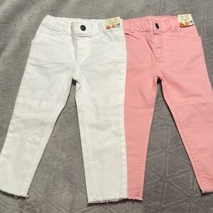 2 pairs of girl jeans